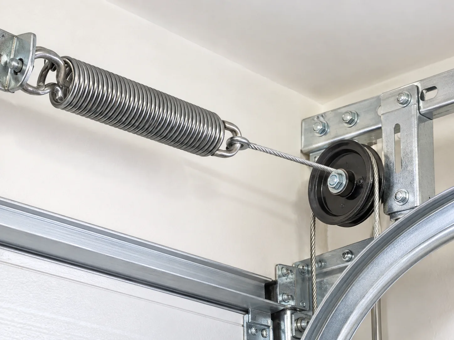 Garage Door Cable Repair for Winnetka's Older Doors in Skokie