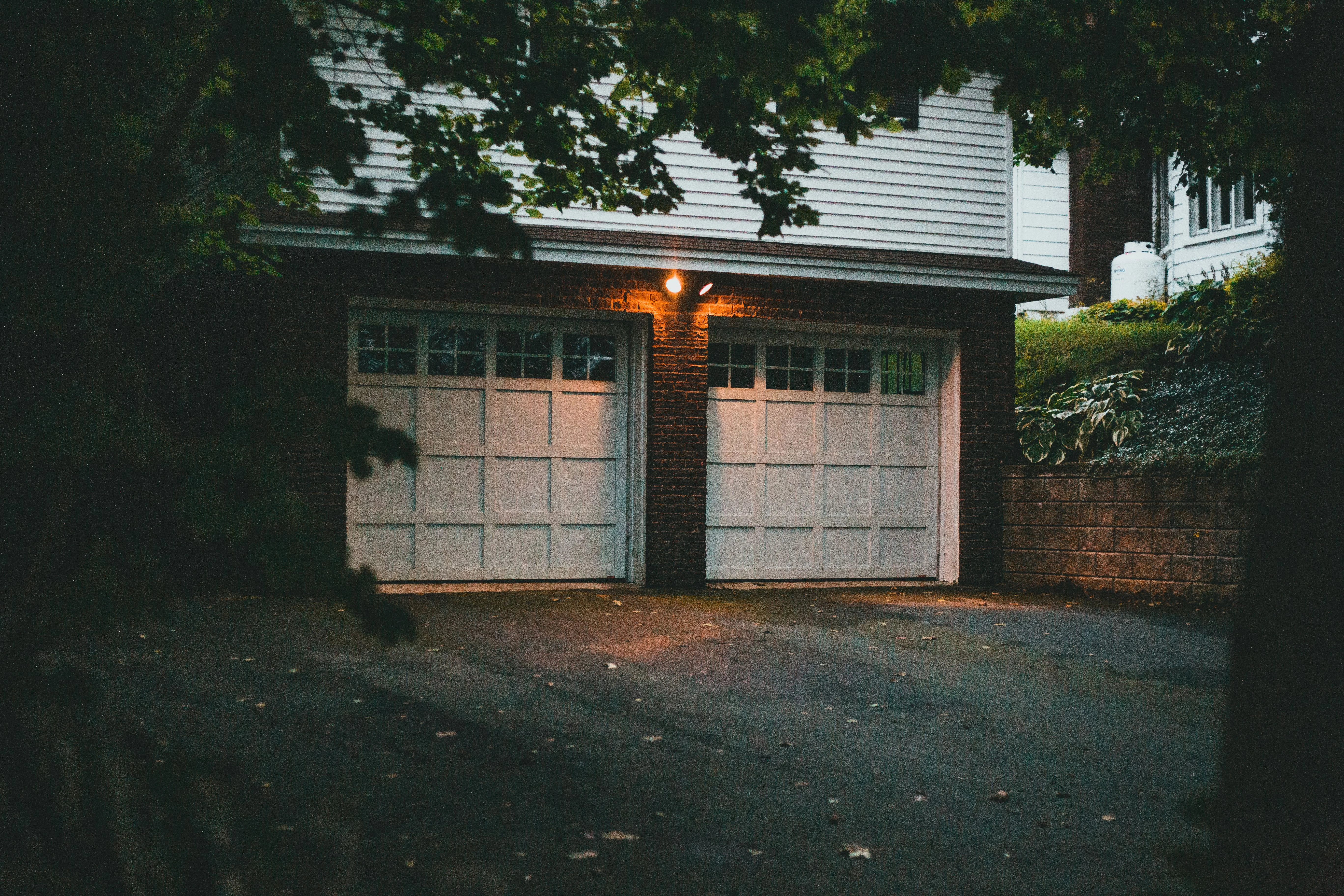 Residential garage door in Skokie